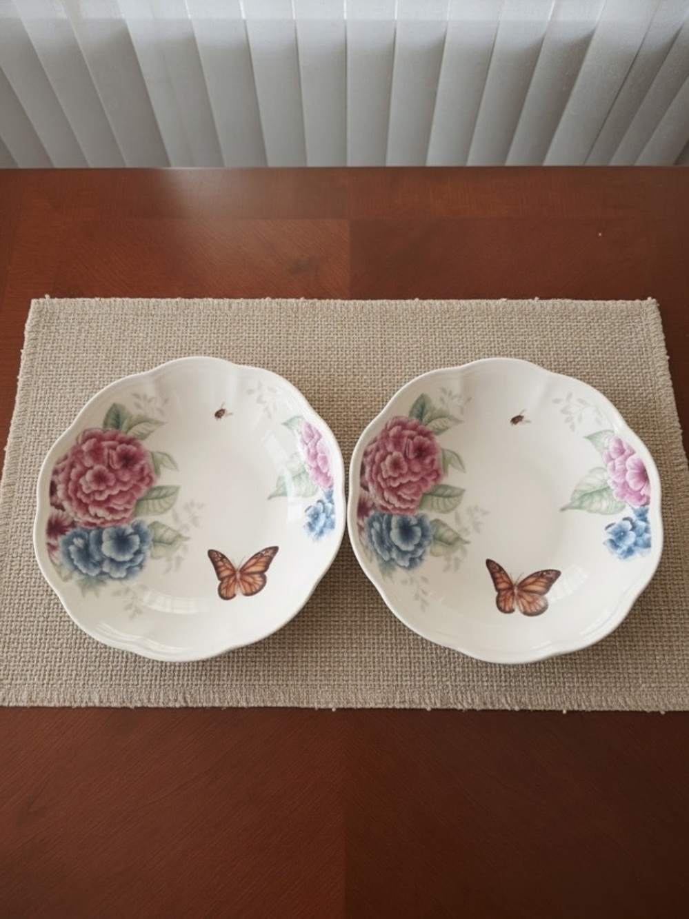 Lenox Butterfly Meadow Hydrangea Individual Pasta Bowl Set of 2 Scalloped Edge